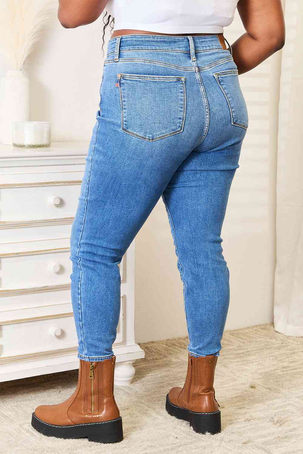 Judy Blue Full Size High Waist Skinny Jeans