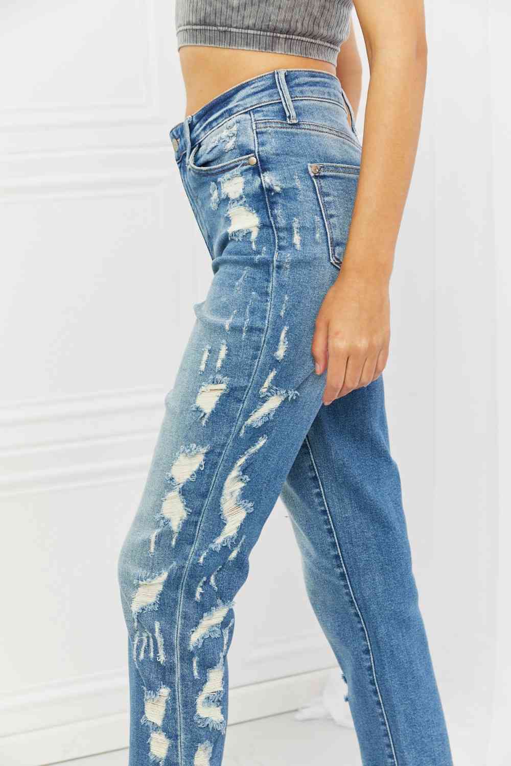 Judy Blue Laila Full Size Straight Leg Distressed Jeans